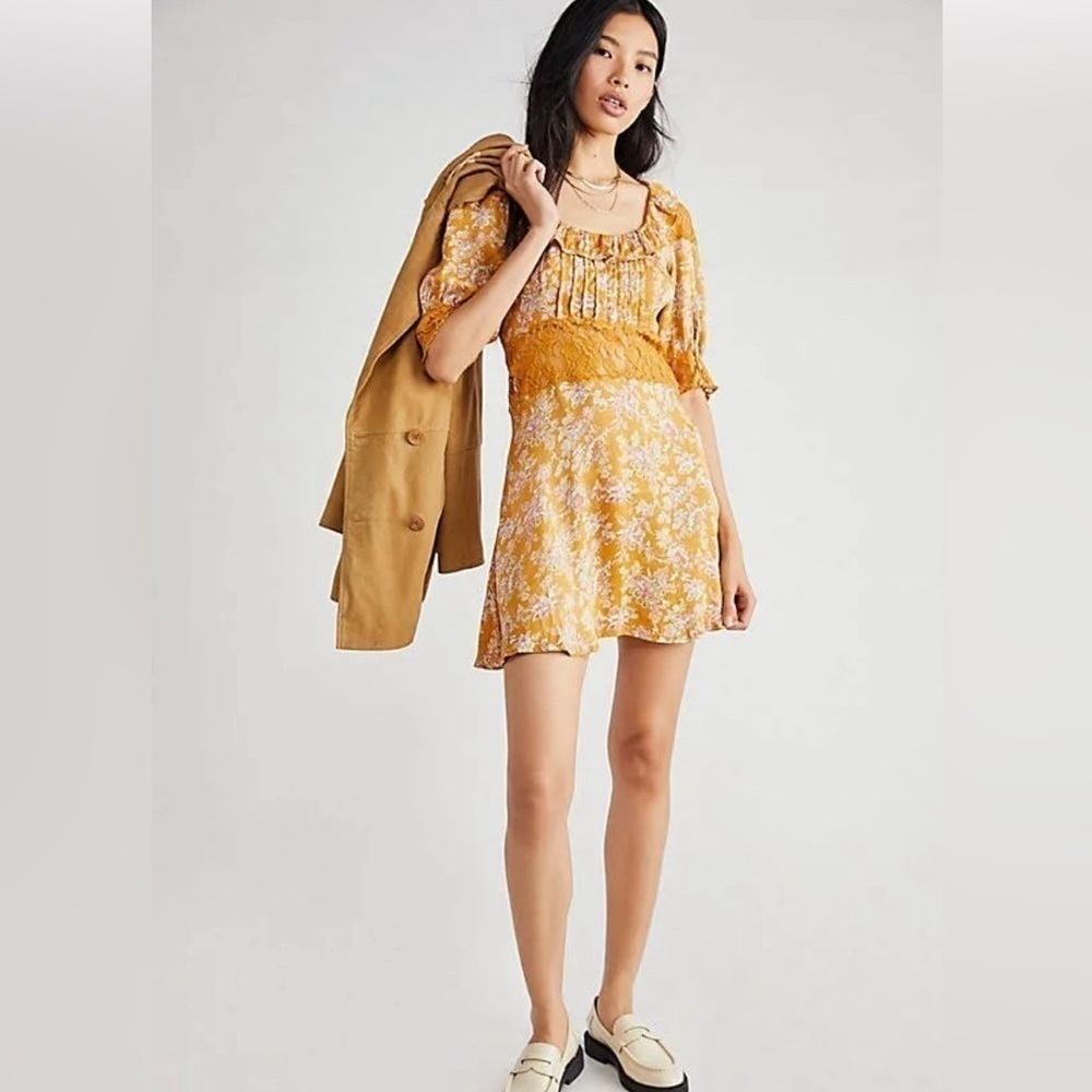FREE People Lucie Mini dress YELLOW Size 2 / XS